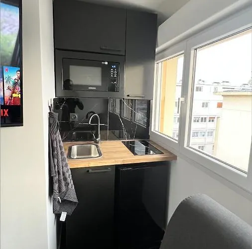 Appartement F2 Meuble - Tout Equipe - Tv Netflix - 4 Personnes